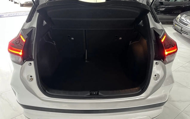 imagem-https://www.socarrao.com.br/sc-vehicle-images-prod/883538/1781711646537-vehicle_image_1772135658_e00000a6a31eea04a7f3ddb8c9667810.jpeg