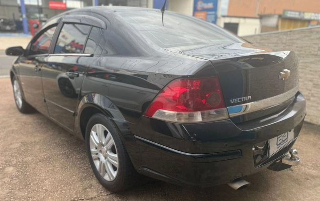 imagem-https://www.socarrao.com.br/sc-vehicle-images-prod/883617/1789147249434-gb-b90efc9.jpeg