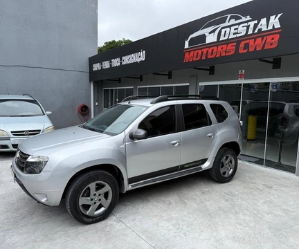 Renault Duster 2015 Prata — foto 1 de 3