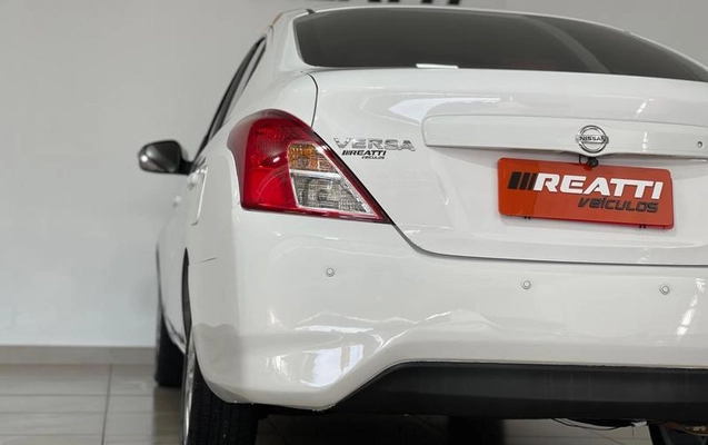 imagem-https://www.socarrao.com.br/sc-vehicle-images-prod/885090/1788467161111-7834837_4_B_f9228f9973.jpeg