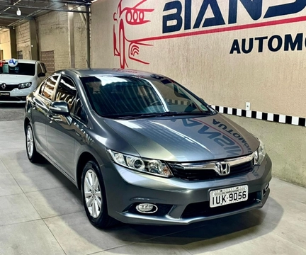 Honda Civic 2014 Cinza — foto 1 de 3