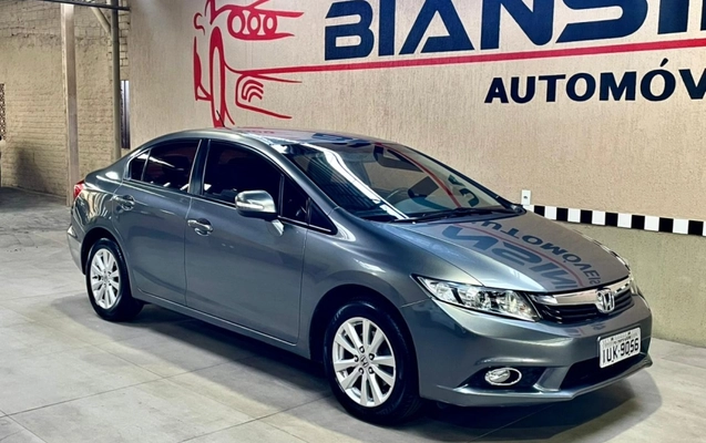 imagem-https://www.socarrao.com.br/sc-vehicle-images-prod/885261/1788179695473-KLmH1kUvytLGrOc2TaLWcIzt1NG9it6P.jpg