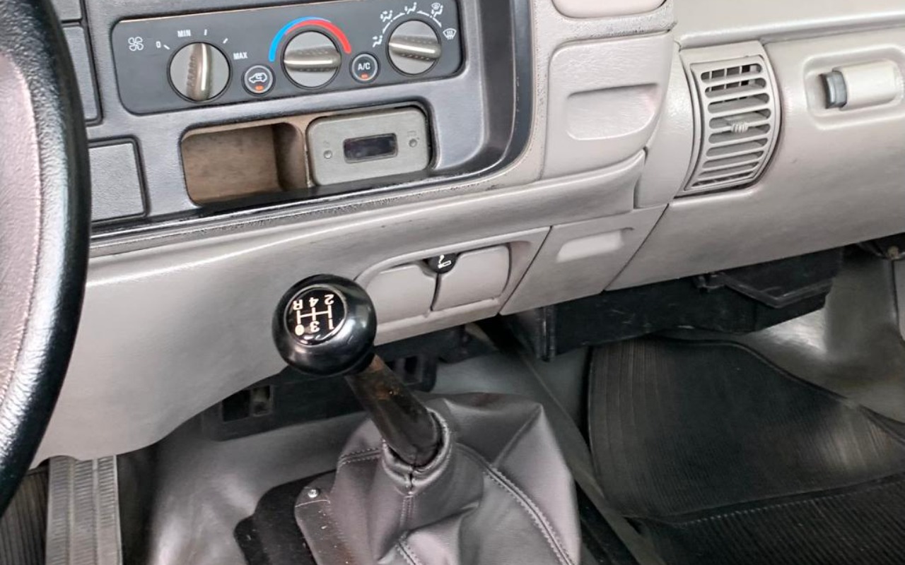 imagem-https://www.socarrao.com.br/sc-vehicle-images-prod/885316/1772202232278-V2hhdHNBcHAgSW1hZ2UgMjAyNi0wMi0wOSBhdCAxNS4zMy4xMSAoMSkuanBlZw.jpeg
