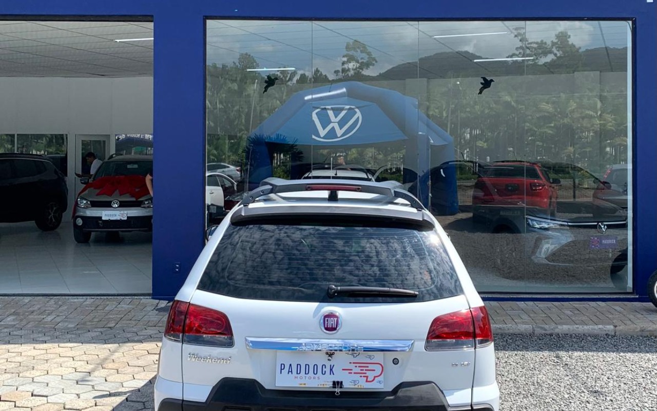 imagem-https://www.socarrao.com.br/sc-vehicle-images-prod/885501/1772205995188-V2hhdHNBcHAgSW1hZ2UgMjAyNi0wMi0wNyBhdCAxMC40NC4yNiAtIENvcGlhLmpwZWc.jpeg