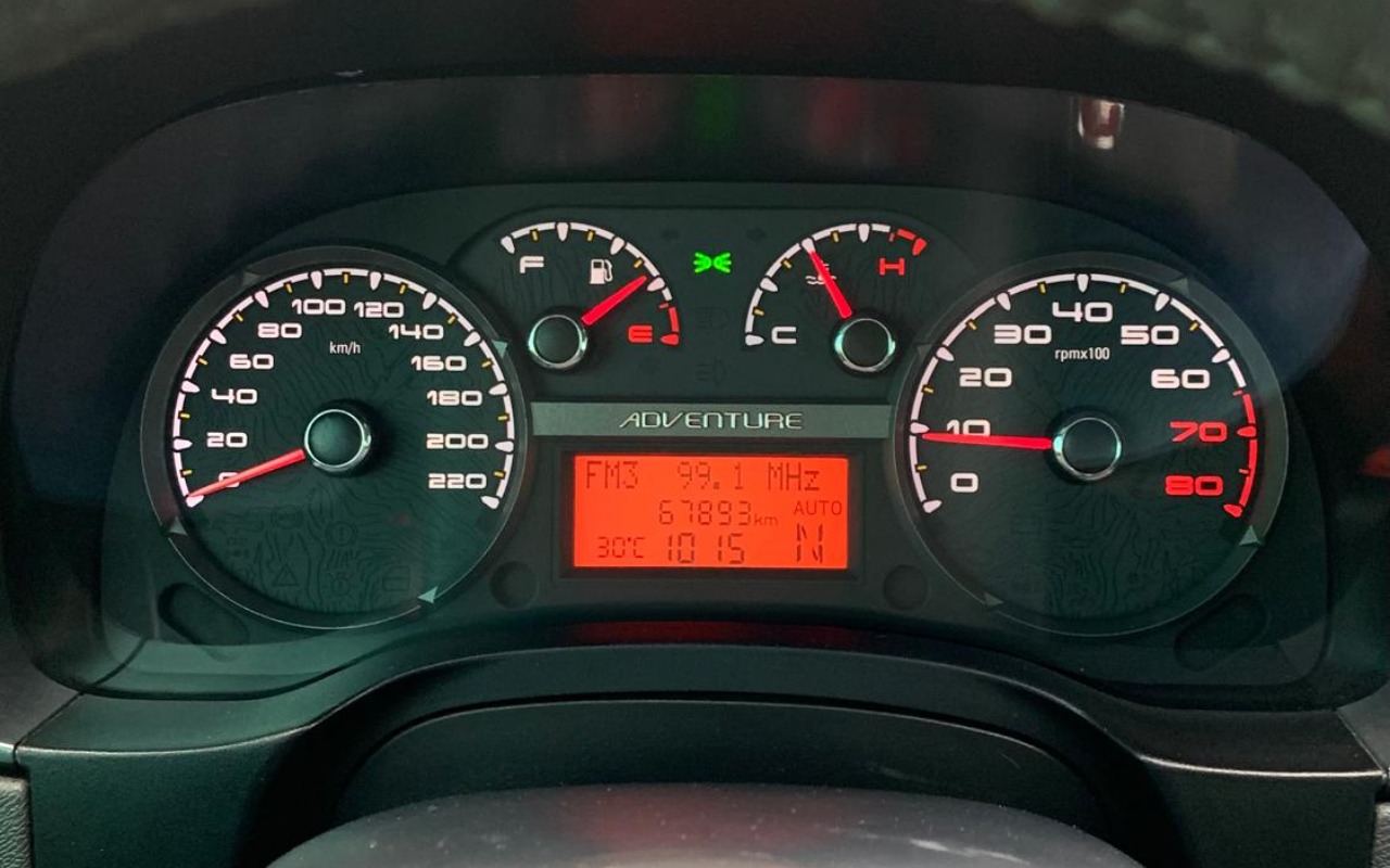 imagem-https://www.socarrao.com.br/sc-vehicle-images-prod/885501/1772205995827-V2hhdHNBcHAgSW1hZ2UgMjAyNi0wMi0wNyBhdCAxMC40Ni40Ny5qcGVn.jpeg