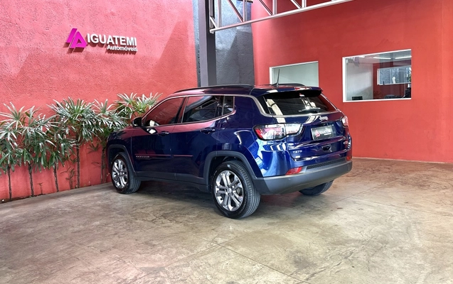 imagem-https://www.socarrao.com.br/sc-vehicle-images-prod/885638/1772209246012-5_043100.jpg