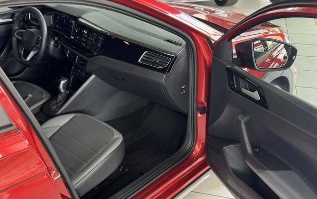 imagem-https://www.socarrao.com.br/sc-vehicle-images-prod/885875/1777921859463-jBXI2AvMWvJYuGYHFYMqFUBzeGKl66Oc.jpg