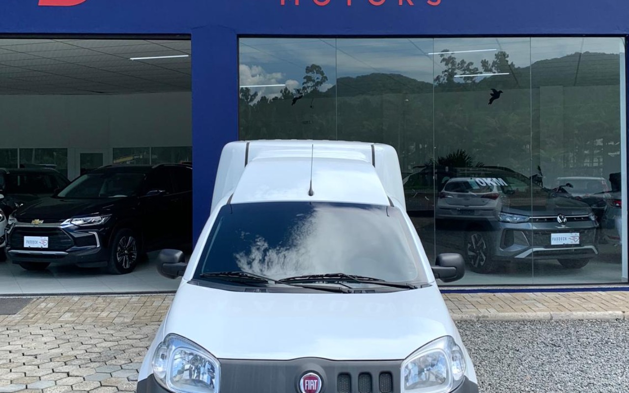 imagem-https://www.socarrao.com.br/sc-vehicle-images-prod/885974/1772214997558-V2hhdHNBcHAgSW1hZ2UgMjAyNi0wMS0xMyBhdCAxNy40Ny4xMi5qcGVn.jpeg