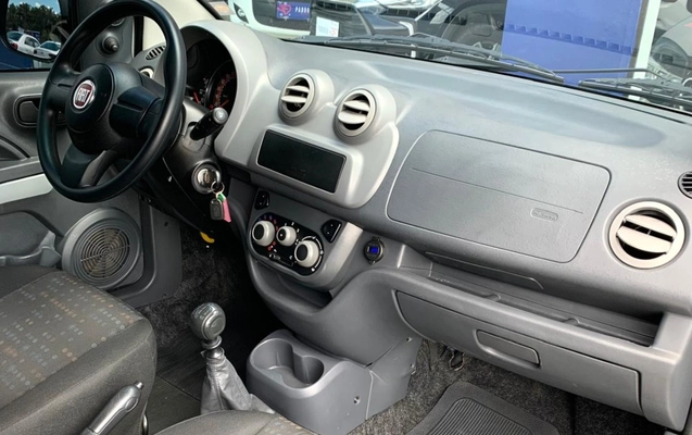 imagem-https://www.socarrao.com.br/sc-vehicle-images-prod/885974/1772214997608-V2hhdHNBcHAgSW1hZ2UgMjAyNi0wMS0xMyBhdCAxNy40Mi4yOC5qcGVn.jpeg