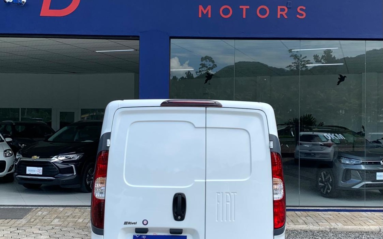 imagem-https://www.socarrao.com.br/sc-vehicle-images-prod/885974/1772214997715-V2hhdHNBcHAgSW1hZ2UgMjAyNi0wMS0xMyBhdCAxNy40My4zMS5qcGVn.jpeg