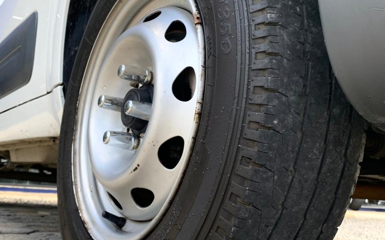 imagem-https://www.socarrao.com.br/sc-vehicle-images-prod/885974/1772214998369-V2hhdHNBcHAgSW1hZ2UgMjAyNi0wMS0xMyBhdCAxNy40Ni4yNS5qcGVn.jpeg
