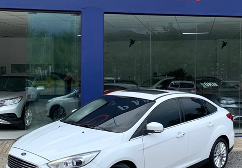 Ford Focus 2019 Branco — foto 1 de 3