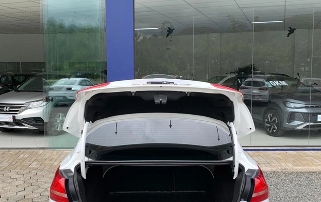 imagem-https://www.socarrao.com.br/sc-vehicle-images-prod/886021/1772215484456-V2hhdHNBcHAgSW1hZ2UgMjAyNi0wMS0xMyBhdCAxNy4yOC4yNy5qcGVn.jpeg