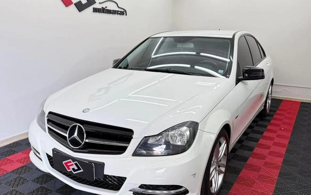 imagem-https://www.socarrao.com.br/sc-vehicle-images-prod/886041/1788270577093-7765697_1_B_5e24b84a82.jpeg