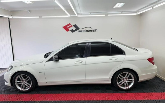 imagem-https://www.socarrao.com.br/sc-vehicle-images-prod/886041/1788270577097-7765697_1_B_dc89d8093d.jpeg