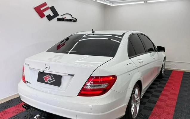 imagem-https://www.socarrao.com.br/sc-vehicle-images-prod/886041/1788270577101-7765697_4_B_7c2f50fc6d.jpeg