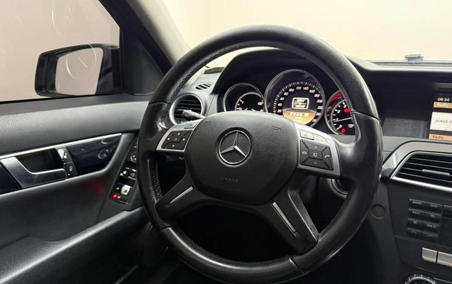 imagem-https://www.socarrao.com.br/sc-vehicle-images-prod/886041/1788270577113-7765697_10_B_02405d4ecf.jpeg