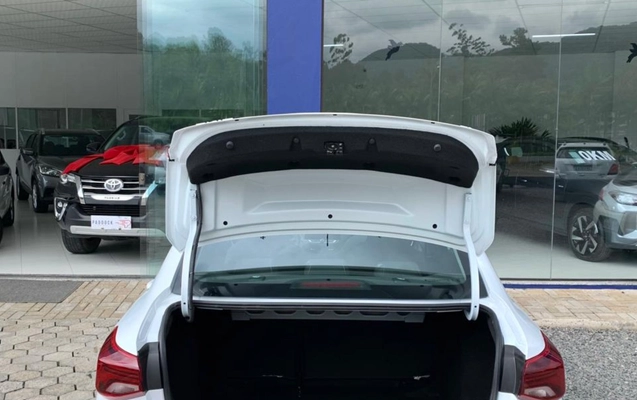 imagem-https://www.socarrao.com.br/sc-vehicle-images-prod/886049/1772215957004-V2hhdHNBcHAgSW1hZ2UgMjAyNi0wMS0xMCBhdCAxMS4wMS40NCAtIENvcGlhLmpwZWc.jpeg