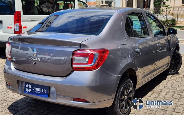 imagem-https://www.socarrao.com.br/sc-vehicle-images-prod/886261/1772218588985-4f4795a7-2cc8-496a-9e4c-5ecf1f69c99520251119150838.jpeg