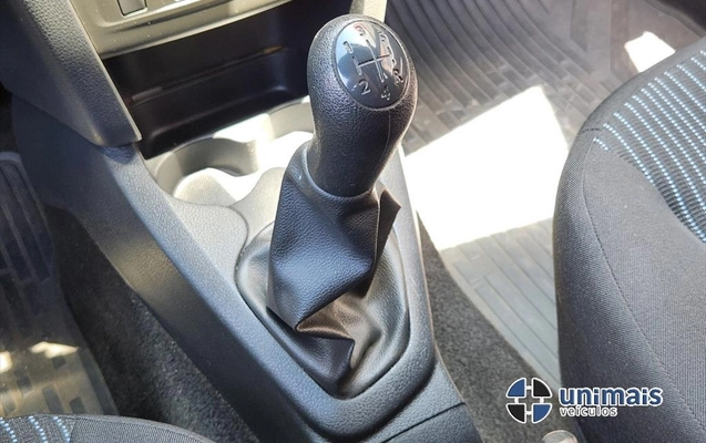 imagem-https://www.socarrao.com.br/sc-vehicle-images-prod/886261/1772218588987-b8865eae-1c68-4ebc-9cbe-5f456ccc3e2620251119150843.jpeg