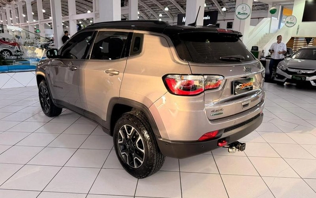 imagem-https://www.socarrao.com.br/sc-vehicle-images-prod/886343/1789660150823-7696296_6_B_cf974b33f9.jpeg