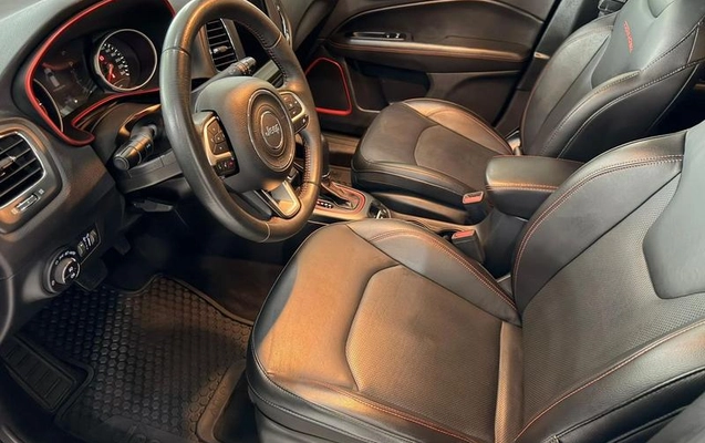 imagem-https://www.socarrao.com.br/sc-vehicle-images-prod/886343/1789660150829-7696296_11_B_14f4d59e73.jpeg