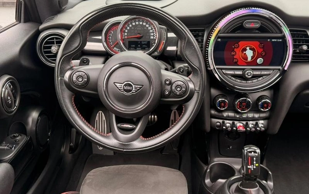 imagem-https://www.socarrao.com.br/sc-vehicle-images-prod/886358/1781288917804-7846984_5_B_540bc77e49.jpeg