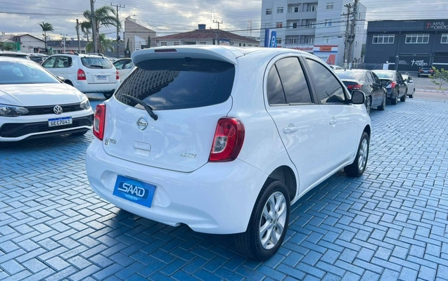 imagem-https://www.socarrao.com.br/sc-vehicle-images-prod/886616/1785779985179-0d6015a9a68442199cbee3444aa14cd9_1772223012590.jpg