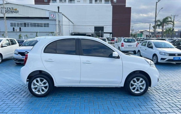 imagem-https://www.socarrao.com.br/sc-vehicle-images-prod/886616/1785779985180-ef05bee07e6b4f9487ba71e7e5441ce9_1772223013454.jpg