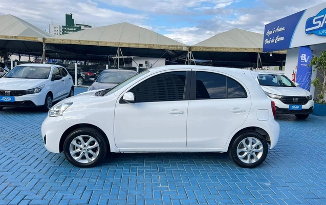 imagem-https://www.socarrao.com.br/sc-vehicle-images-prod/886616/1785779985181-ab69f4fb76334ef2a626d0b170978e53_1772223014339.jpg
