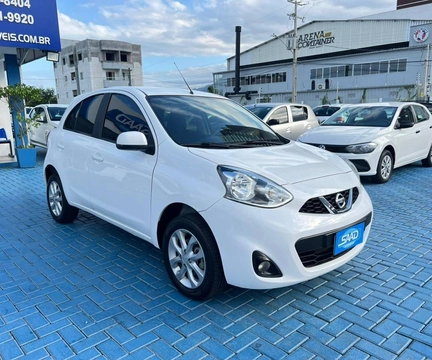 Nissan MARCH 2018 Branco — foto 1 de 3