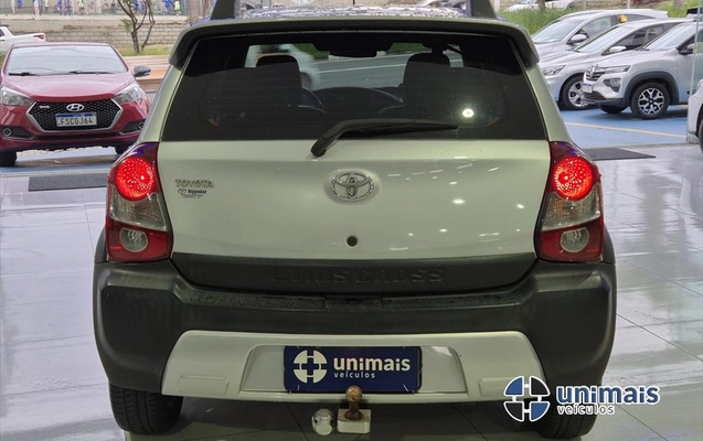 imagem-https://www.socarrao.com.br/sc-vehicle-images-prod/886951/1772226440302-88563070-1148-4548-9184-3f48506004f420260204145613.jpeg