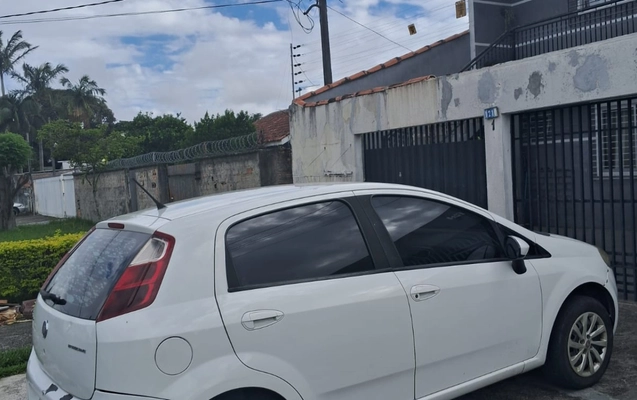 imagem-https://www.socarrao.com.br/sc-vehicle-images-prod/887190/1772491176005-SU1HLTIwMjYwMjI2LVdBMDEwMS5qcGc.jpg