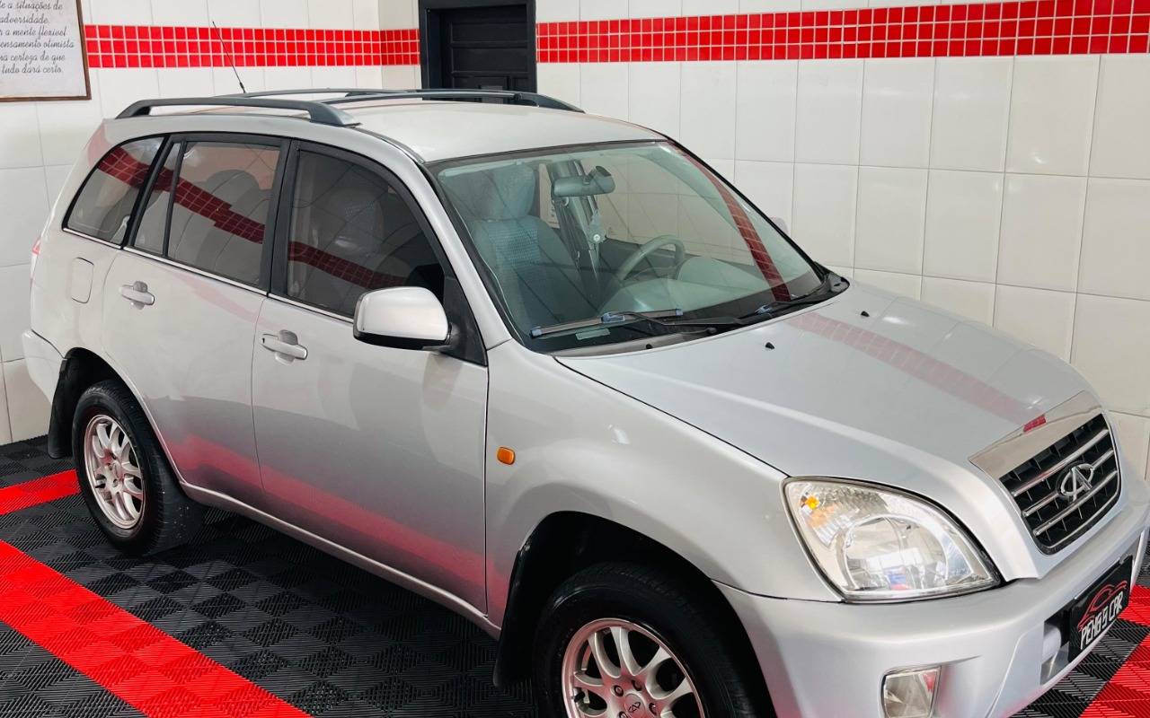 Caoa Chery Tiggo 2.0 16V Mec. 5p na cor Prata no Porto Alegre / RS - 887243