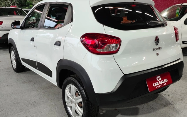 imagem-https://www.socarrao.com.br/sc-vehicle-images-prod/887337/1772238677658-MDA5Y2Y1YzUtMjZiMS00MThmLTg3ODQtYmFlNTYwYjE4NDg4LmpwZw.jpg