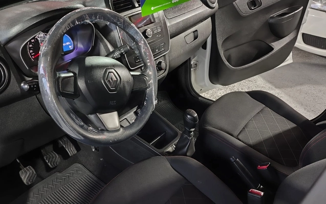 imagem-https://www.socarrao.com.br/sc-vehicle-images-prod/887337/1772238677754-NjdiMDc3OTAtNWYxYS00MDFhLThlMjktZmU4MjExZGUzYzkwLmpwZw.jpg