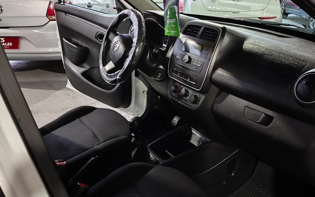 imagem-https://www.socarrao.com.br/sc-vehicle-images-prod/887337/1772238678513-ZTUyOWZiYjItNzNhOS00YzYzLWI5ZDYtODc3MzQ2ZGI4NjQyLmpwZw.jpg
