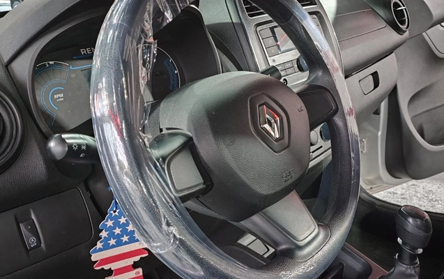 imagem-https://www.socarrao.com.br/sc-vehicle-images-prod/887342/1772240150976-YmE1NzM5MjItYTJjYS00NDIxLTg0YTAtOGNhY2QxOTAxZDBiLmpwZw.jpg