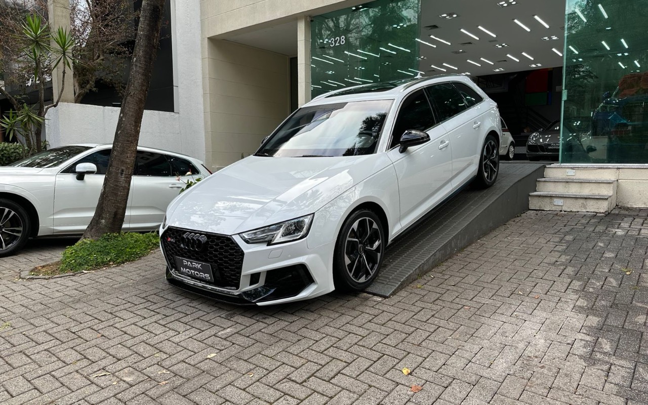 imagem-https://www.socarrao.com.br/sc-vehicle-images-prod/887352/1772244556332-SU1HXzI0MjAuanBlZw.jpeg