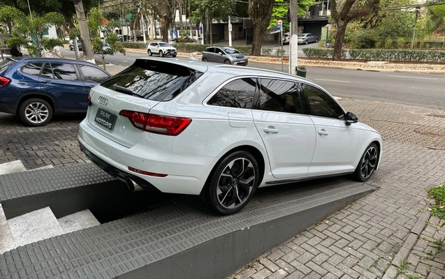 imagem-https://www.socarrao.com.br/sc-vehicle-images-prod/887352/1772244557207-SU1HXzI0MjEuanBlZw.jpeg