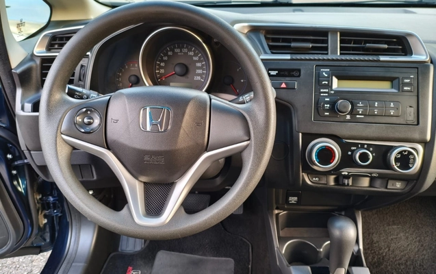 imagem-https://www.socarrao.com.br/sc-vehicle-images-prod/887360/1772246969494-V2hhdHNBcHAgSW1hZ2UgMjAyNi0wMi0yNyBhdCAyMi41OS40OCAoMykuanBlZw.jpeg