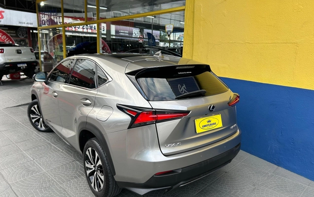 imagem-https://www.socarrao.com.br/sc-vehicle-images-prod/887559/1785854234996-3b6502ef6ee54d74b866a8c50d5959ba_1772280543702.jpeg
