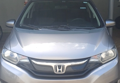 Honda Fit 2015 Cinza — foto 1 de 3