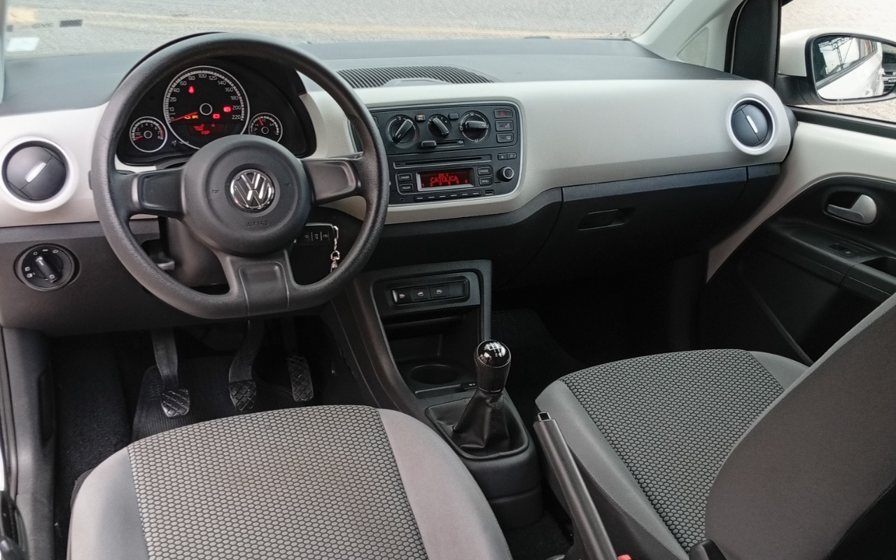imagem-https://www.socarrao.com.br/sc-vehicle-images-prod/887599/1772281721936-VVAgTU9WRSBUU0kgMjAxNyAxNC5qcGc.jpg