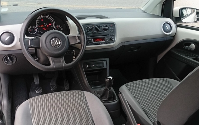 imagem-https://www.socarrao.com.br/sc-vehicle-images-prod/887599/1772281721936-VVAgTU9WRSBUU0kgMjAxNyAxNC5qcGc.jpg