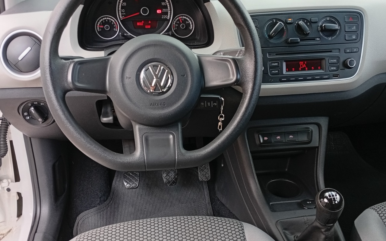 imagem-https://www.socarrao.com.br/sc-vehicle-images-prod/887599/1772281723304-VVAgTU9WRSBUU0kgMjAxNyAxMi5qcGc.jpg