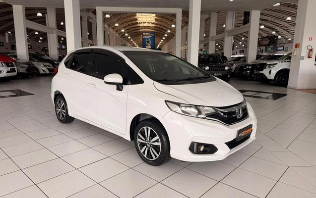 imagem-https://www.socarrao.com.br/sc-vehicle-images-prod/887667/1789657812896-7776703_2_B_3f7fad8105.jpeg