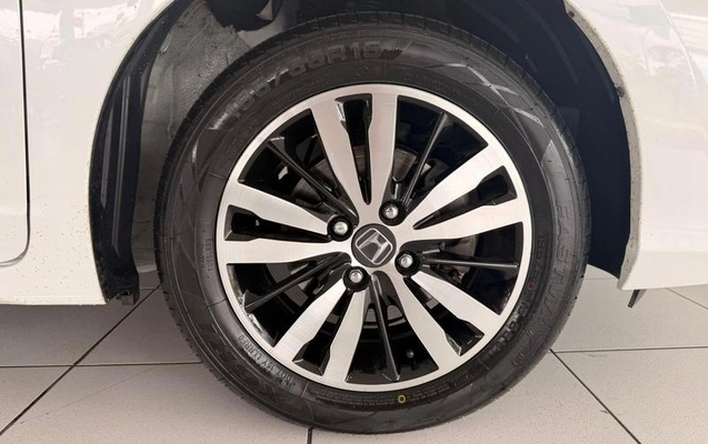 imagem-https://www.socarrao.com.br/sc-vehicle-images-prod/887667/1789657812907-7776703_10_B_be6f6dd7d6.jpeg