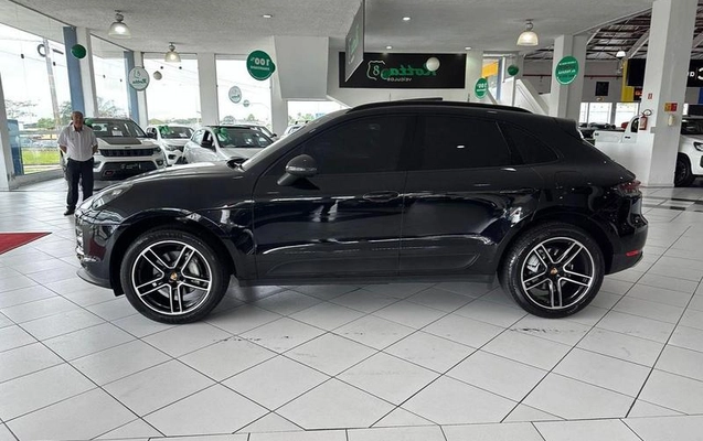 imagem-https://www.socarrao.com.br/sc-vehicle-images-prod/887708/1789657819298-7656562_7_B_f6f7c1f63c.jpeg