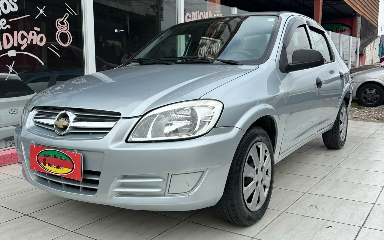 Chevrolet Prisma 2010 Prata — foto 1 de 3